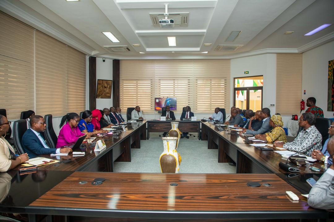SEANCE D’ÉCHANGE DE HAUT NIVEAU ENTRE LE FAGACE ET CERDI ALUMNI BENIN 