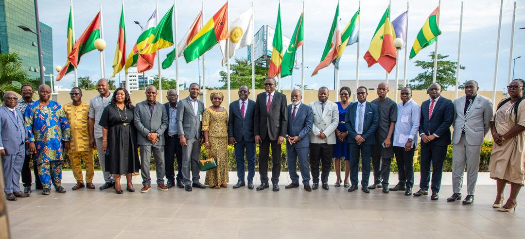 Le Réseau CERDI Alumni du Bénin a eu l’honneur d’être reçu par le Président du Fonds Africain de Garantie et de Coopération Économique (FAGACE) dans le cadre des préparatifs de la première édition de… | CERDI ALUMNI BENIN